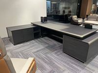 Bureau de direction moderne réglable en bois de haute densité pour le travail en bureau commercial, vente en gros 2024