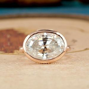 แหวนเพชรงานฝีมือชั้นสูง ออกแบบเพื่อแสดงความงดงาม ความเปล่งประกาย และความสง่างามของเพชรคุณภาพพรีเมียม - Product Image 4