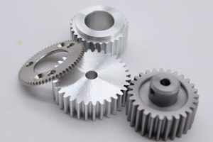 Chính xác tùy chỉnh-xử lý kim loại bánh răng khác nhau thép không gỉ nhựa nhôm và đồng thau cho thúc đẩy các ứng dụng cơ khí - Product Image 2