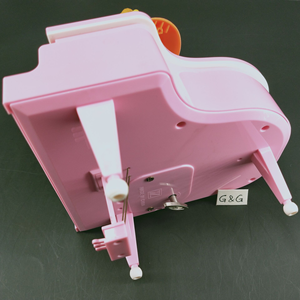 Carillon Musicale a Forma di Bacio per Bambini in Plastica - Product Image 5