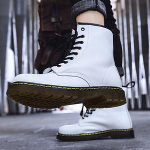 Bottes Martin pour hommes, à bout rond, en cuir, avec semelle extérieure en caoutchouc résistante à l'abrasion, style décontracté et tendance - Product Image 2