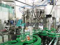 1000BPH 500ML glazen fles alcoholvulfles- en aluminiumafsluitmachine, geschikt voor wijn-, champagne- en waterafvullijnen
