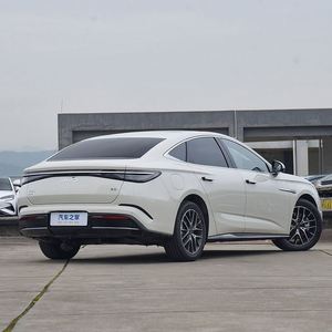Offre Spéciale Chine Voitures BYD Seal 650km Longue Portée Charge Rapide Berline Véhicule Ev Voiture Électrique 2025 Véhicules Nouvelle Énergie Véhicule - Product Image 1