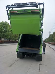 Il Camion Compattatore per Rifiuti da 6 Metri Cubi Prodotto in Cina Può Raccogliere Rifiuti in Contenitori da 240 Litri - Product Image 4