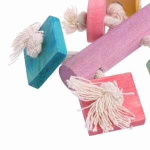 Kleurrijke Papegaai Speelgoed Ara Opknoping Acryl Met Bells Beten Kauwen Op Kooien Kaketoe Stand Rack Swing Vogel Speelgoed - Product Image 5