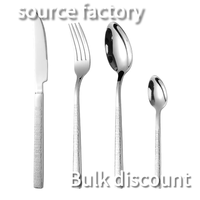 Dinyong OEM/ODM – Ensemble de couverts élégants en acier inoxydable pour mariage, manche carré, motif martelé, poli miroir, écologique et durable