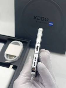 Vivo X200 5G Smartphone 50MP Kamera 6,6 Zoll FHD AMOLED 120Hz Display 5800mAh Akku Octa-Core MTK Dimensity 120W Schnellladung - Product Image 4