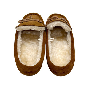 <span class=keywords><strong>Chaussons</strong></span> d'hiver pour hommes <span class=keywords><strong>Chaussons</strong></span> en mousse à mémoire de forme doublés de fourrure Chaussures d'intérieur et d'extérieur en daim Mocassin Scuff Slippers - Product Image 3