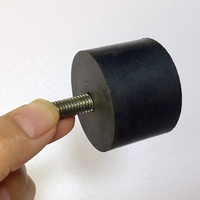 Bloc anti-vibration en caoutchouc NR M6 M8, sur mesure, fabriqué en Chine (OEM), pour l'attache de composants métalliques, avec isolation acoustique et amortissement des vibrations.