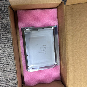 อินเทล ซีออน W7-2495X ซีพียูเวิร์กสเตชัน โปรเซสเซอร์ 24 คอร์ 48 เธรด 2.50GHz แคช 45MB LGA4677 โปรเซสเซอร์เวิร์กสเตชันของแท้ - Product Image 3