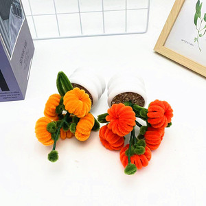 Mini bonsái de calabaza decorativo de 16 cm y 15 cm, hecho a mano con limpiapipas, para decoración navideña de la sala de estar o el escritorio. - Product Image 3