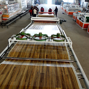 Ligne de production de revêtements de sol en PVC pour revêtements de sol antidérapants et insonorisants, haute productivité, économie d'énergie - Product Image 2