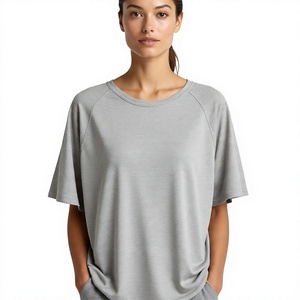 Compre Camisetas de Alta Calidad para Mujer, Camisetas de Cuello Redondo de Algodón, Camisetas Casuales de Corte Holgado, Fabricación OEM ODM, Etiqueta Privada Personalizada - Product Image 1