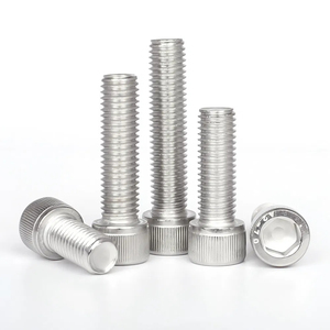 Tornillos de Cabeza Cilíndrica de Acero Inoxidable con Acabado Cepillado Anticorrosión para Instalación en Exteriores - Product Image 2