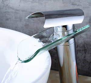 Grifo de lavabo de latón pulido moderno de lujo con válvula de cerámica, de un solo orificio, montado en el encimera, monomando, tipo <span class=keywords><strong>cascada</strong></span> para baño 5 - Product Image 5