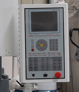Filtre à air en plastique à curseur unique pour poste de travail bas 160T et filtre à huile pour <span class=keywords><strong>voiture</strong></span> faisant la machine de fabrication - Product Image 2