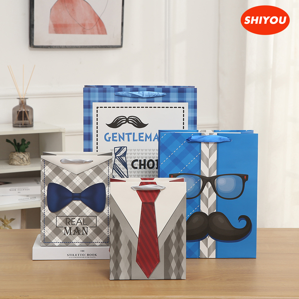 Creative Cartoon Paper Bags For Father's Day 210gsm Ivory Gift Bags Shopping Paper Bag For Men's Clothes Hat And Gifts Packing