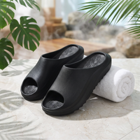 Claquettes de plage imperméables BreezeStep avec logo personnalisé, pour homme, décontractées, en EVA, à semelle épaisse, pour l'intérieur et l'extérieur, avec dessus en mousse