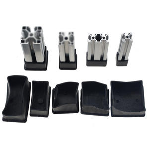 Pies de Goma Negros y Cubierta Inferior Antiarañazos para Perfiles de Aluminio de 20, 30, 40 y 50, Accesorios con Superficie Cortada y Extremo Plano - Product Image 1