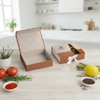 Boîte cadeau rigide en papier avec fermeture magnétique personnalisée, doublure en éponge pour vernis à ongles, design pliable et ruban blanc