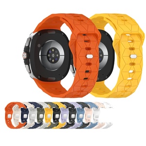 สายซิลิโคนกีฬาฟุตบอลสำหรับ Samsung Galaxy Watch 8 40มม. 44มม. สายรัดข้อมือฟุตบอลสำหรับ Galaxy Watch 8คลาสสิก46มม. - Product Image 1