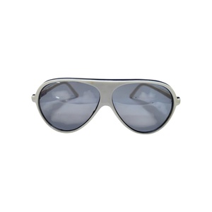 Venta directa de fábrica Durable Nueva moda Gafas de sol unisex Seguridad UV400 para hombre y mujer - Product Image 1