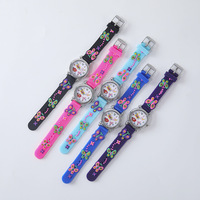 Nouvelle montre lumineuse pour enfants, cadeau de la Fête des Enfants, pour garçons, filles, étudiants, montre à quartz en acrylique avec dessin animé, promotionnelle, pour le commerce extérieur