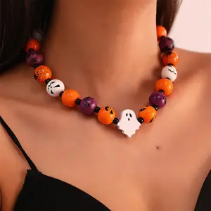 Großhandel Mode Damen Schmuck Kürbis Fledermaus Gespenst Skelett Halloween farbige Perlen Halskette