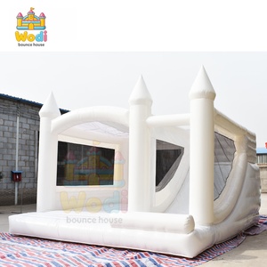 Château gonflable écologique en PVC noir et blanc à carreaux, taille 4x4m, avec motif géométrique moderne pour événements et mariages élégants - Product Image 5
