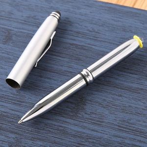 Bolígrafo 3 en 1 con Luz LED - Bolígrafo Metálico Personalizado para Regalos Promocionales y Uso en la Oficina - Product Image 3