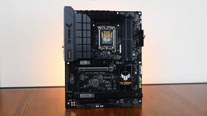 Carte mère TUF <span class=keywords><strong>GAMING</strong></span> B760M-PLUS <span class=keywords><strong>WIFI</strong></span> II Heavy Cannon de deuxième génération DDR5 avec socket de mémoire DDR4 de 128 Go - Product Image 2