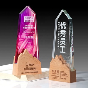 Trophées en cristal OEM ODM pour la vente au détail, médailles en cristal avec impression UV, trophées en verre cristal avec base en bois, récompenses de victoire - Product Image 3