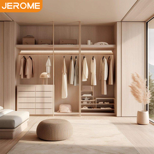 Guangdong Foshan precio de fábrica diseños modernos personalizados dormitorio pequeño paseo de madera en armario Sistema de armario <span class=keywords><strong>para</strong></span> ropa - Product Image 1