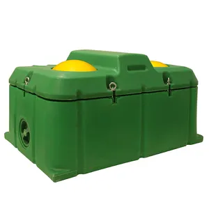 Insulated Cattle Drinking Tank Plastic Horse Cattle Feeding Buckets Heated Water Trough With Float Ball