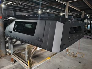 รถ<span class=keywords><strong>กระบะ</strong></span>มิตซูบิชิ ไทรทัน/แอล200 ปี 2018-2023 แบบกำหนดเอง <span class=keywords><strong>ส</strong></span>ีดำ พร้อมหลังคาแข็งแบบล็อคได้ กันน้ำ ทำจากอลูมิเนียมอัลลอย - Product Image 3