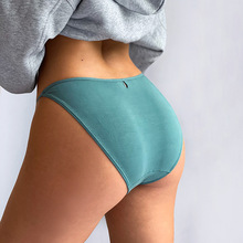 New Fashion  Panties Basic Solid Color Ladies Underwear Panties Strappy Buttocks Girls Bikini Panties