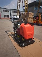 Compacteur à plaques vibrantes Forward LF75 avec réservoir d'eau, moteur à essence pour le compactage de l'asphalte et du sol