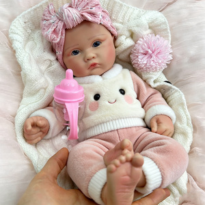 Bambole Reborn in Silicone Realistiche da 18 Pollici per Bambine, Peso Realistico, Perfette come Compagna da Abbracciare e Regalo per Alleviare l'Ansia - Product Image 3