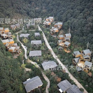 Maison suspendue en bois dans la forêt, avec vue panoramique, pour hôtel-villa dans une zone scénique intégrée, idéale pour les stations de villégiature en montagne - Product Image 3