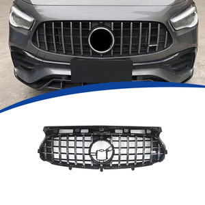 Calandre avant style Mercedes-Benz GT, noir brillant avec bandes argentées, pour GLA H247 Sport Edition 2020-2023, matériau ABS - Product Image 1