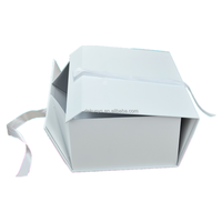 Vente en gros de boîtes cadeaux d'emballage rectangulaires écologiques avec logo personnalisé et emballage avec nœud papillon