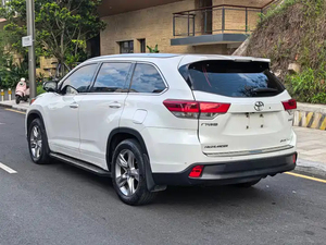 Voitures d'occasion à conduite à gauche Toyota Highlander SUV 7 places AWD 2.0T Essence Véhicules d'occasion avec rapport d'inspection Exportation - Product Image 5