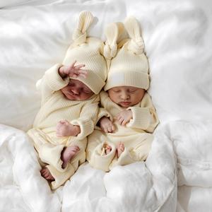 Pyjama bébé en <span class=keywords><strong>coton</strong></span> côtelé personnalisable avec fermeture éclair, pyjama bébé en <span class=keywords><strong>coton</strong></span> côtelé 4x1, grenouillère unisexe <span class=keywords><strong>Oeko</strong></span>-<span class=keywords><strong>Tex</strong></span> avec bonnet, ensemble nouveau-né - Product Image 3