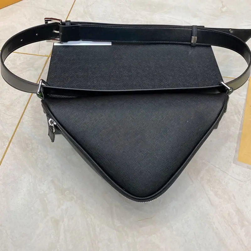 Luxury fanny pack belt Bag designer chest bag leather Women's men's outdoor Shoulder Crossbody brand waist bag