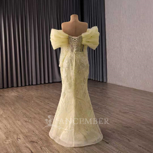 ชุดราตรีสีเหลืองรุ่น Rsm251140 แบบ Sweetheart ไร้สายรัดไหล่ ทรงเข้ารูป ผูกเชือกด้านหลัง กระโปรงแบบถอดได้ ประดับด้วยลูกปัด ผ้าจับจีบ ประดับคริสตัล - Product Image 4