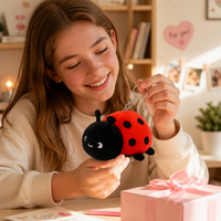 Porte-clés peluche Zaves Coccinelle - Jouet en peluche mignon et durable, respectueux de l'environnement, breloque de sac avec anneau métallique, accessoire souple de 4 pouces pour sac à dos