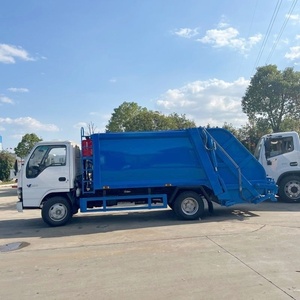 Camion compacteur de déchets diesel 1 Isuzu 4x2 6m³ à transmission manuelle à bas prix pour la collecte de petits volumes de déchets à vendre - Product Image 5