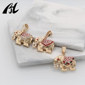 Унисекс 18 карат позолоченный слон кулон трехцветные драгоценные камни округлые религиозный символ из металлического сплава - Product Image 5