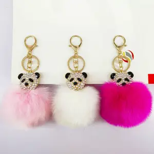 Großhandel heißer Verkauf Maßge schneiderte DIY Metall Auto niedlichen Plüsch Ball Fell Pom Pom Designer Quaste Schlüssel bund Schlüssel bund Zubehör