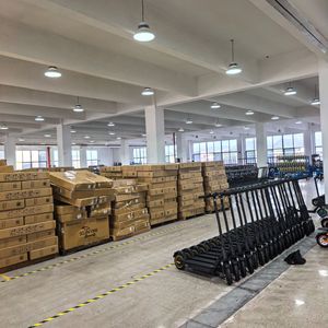 Trottinettes électriques pliables à deux roues <span class=keywords><strong>Xiaomi</strong></span>, très demandées, pour homme et femme, moteur brushless 350W avec contrôle par application - Product Image 2